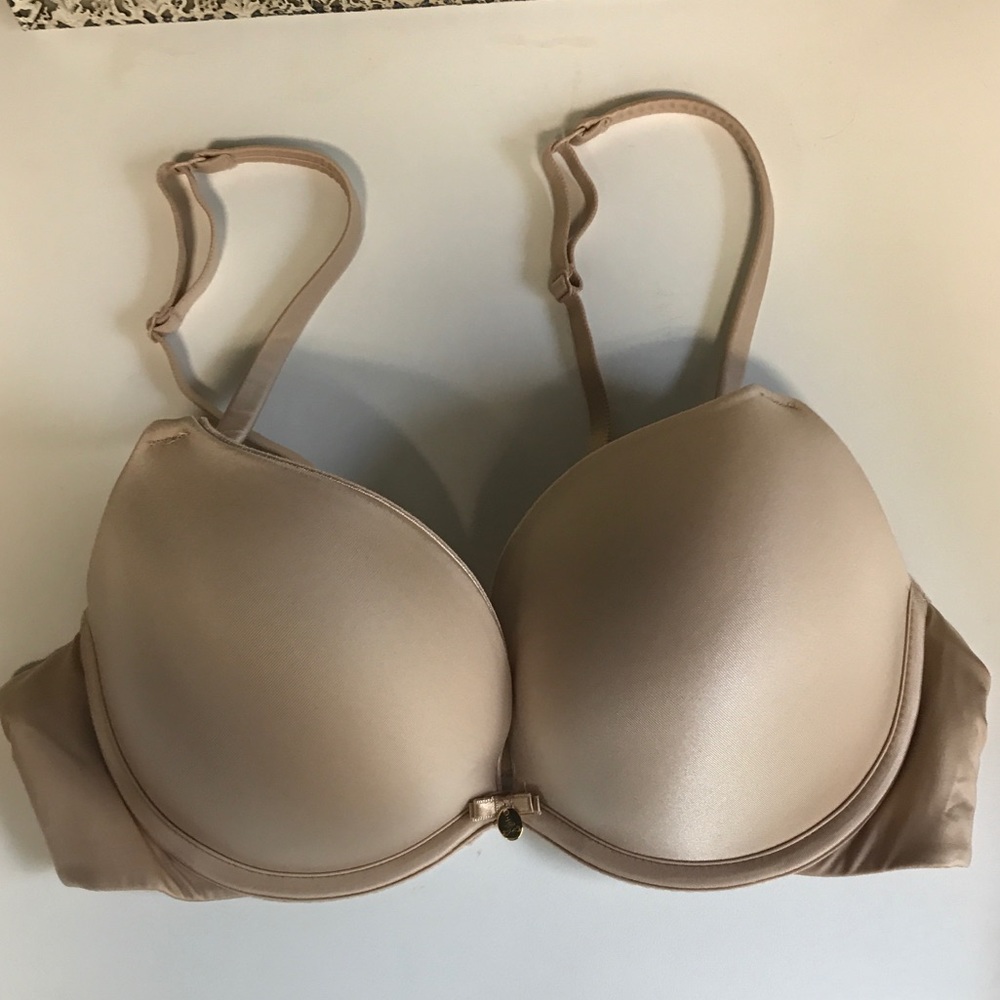 NEW Curvy Couture bra